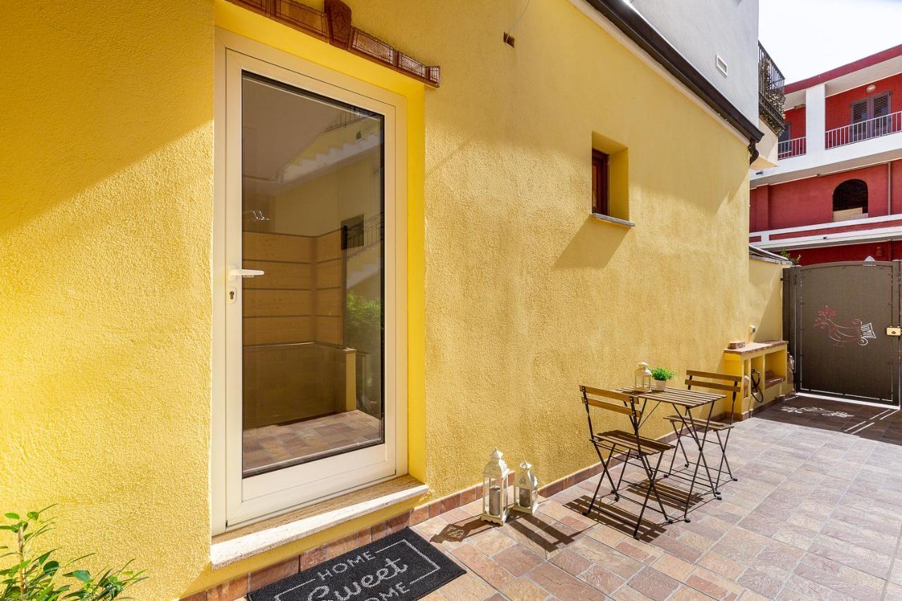 Ferienwohnung Casa Titina Capoterra Exterior foto