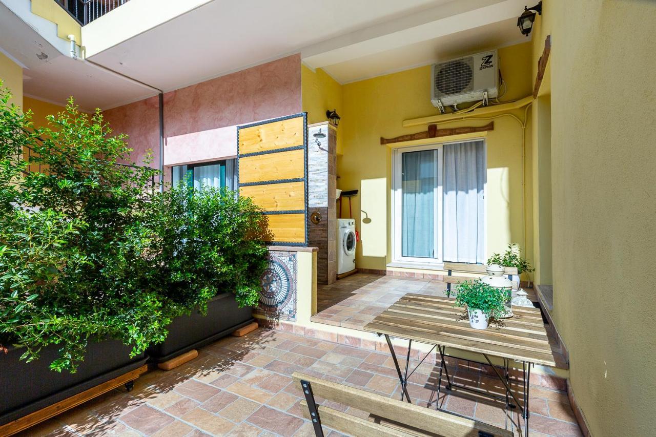 Ferienwohnung Casa Titina Capoterra Exterior foto