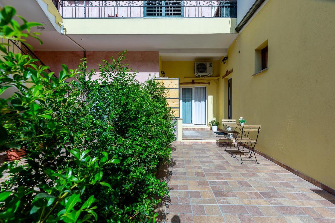 Ferienwohnung Casa Titina Capoterra Exterior foto